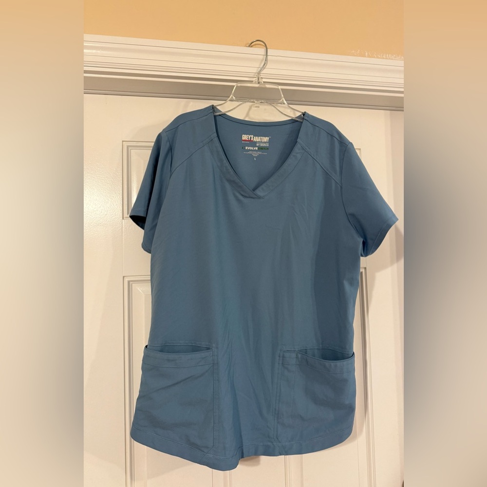 Grey's Anatomy by Barco V-Neck Scrub Top